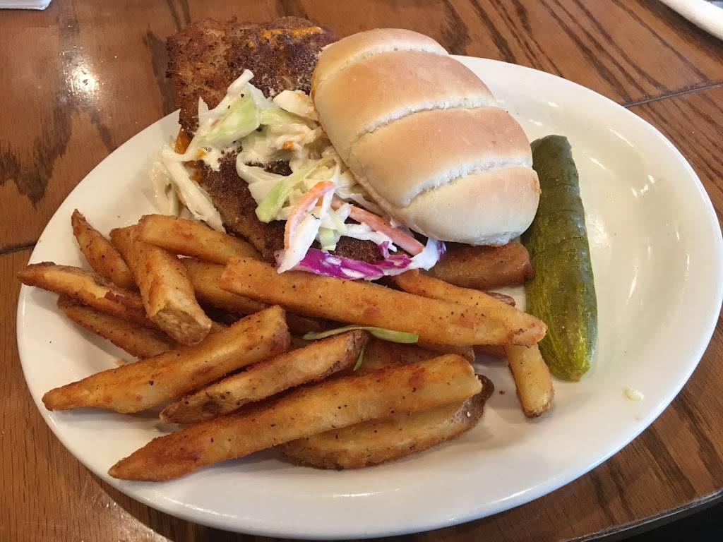 Doc Fords Rum Bar & Grille - Ft. Myers Beach | restaurant | 708 Fishermans Wharf, Fort Myers Beach, FL 33931, USA | 2397659660 OR +1 239-765-9660