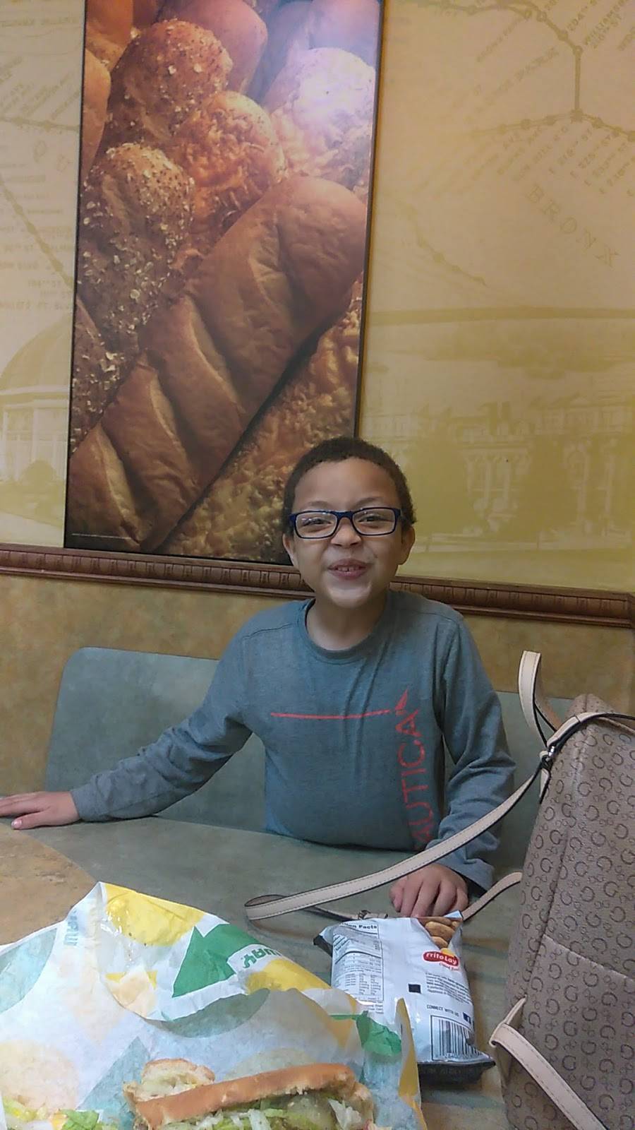 Subway | restaurant | Raleys Shopping Center, 7459 Watt Ave Suite 113, North Highlands, CA 95660, USA | 8333668564 OR +1 833-366-8564