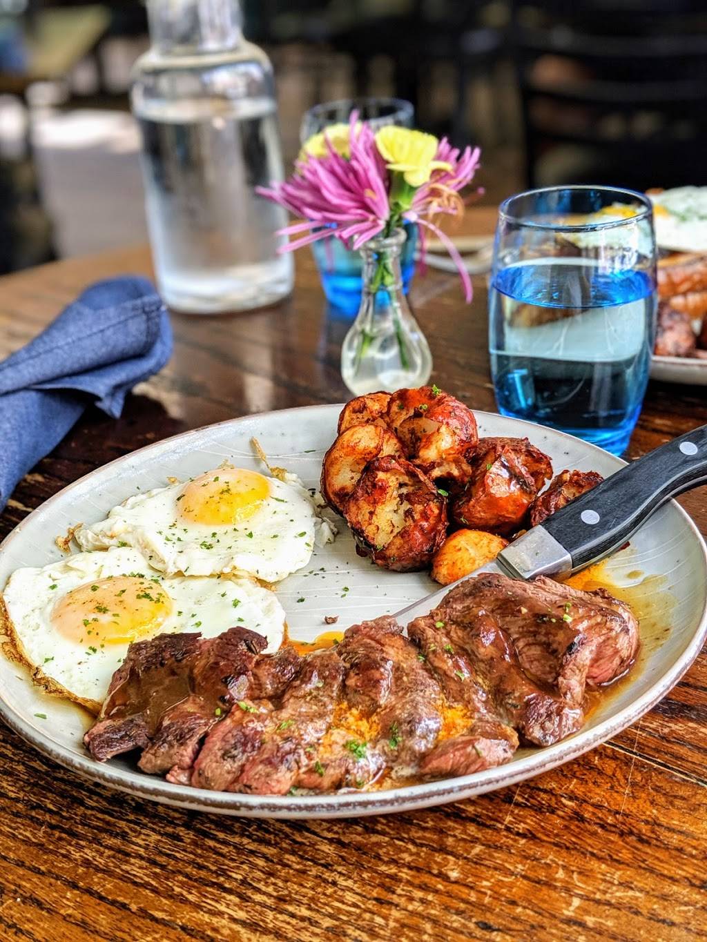 Farm Bar Edgewater | restaurant | 1133 W Granville Ave, Chicago, IL 60660, USA | 7733038281 OR +1 773-303-8281