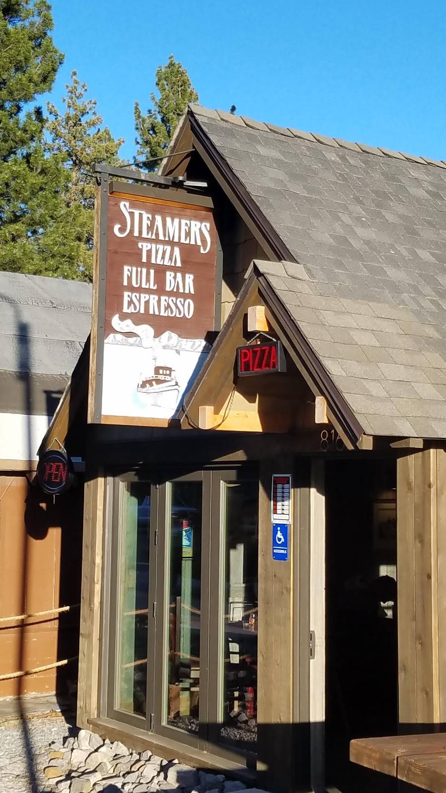 Steamers Beach Side Bar & Oven | restaurant | 8160 N Lake Blvd, Kings Beach, CA 96143, USA | 5305462218 OR +1 530-546-2218