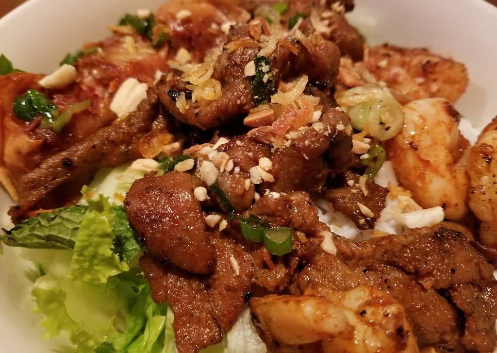 Saigon Bay Vietnamese Restaurant | restaurant | 2373 E Fowler Ave, Tampa, FL 33612, USA | 8139710854 OR +1 813-971-0854