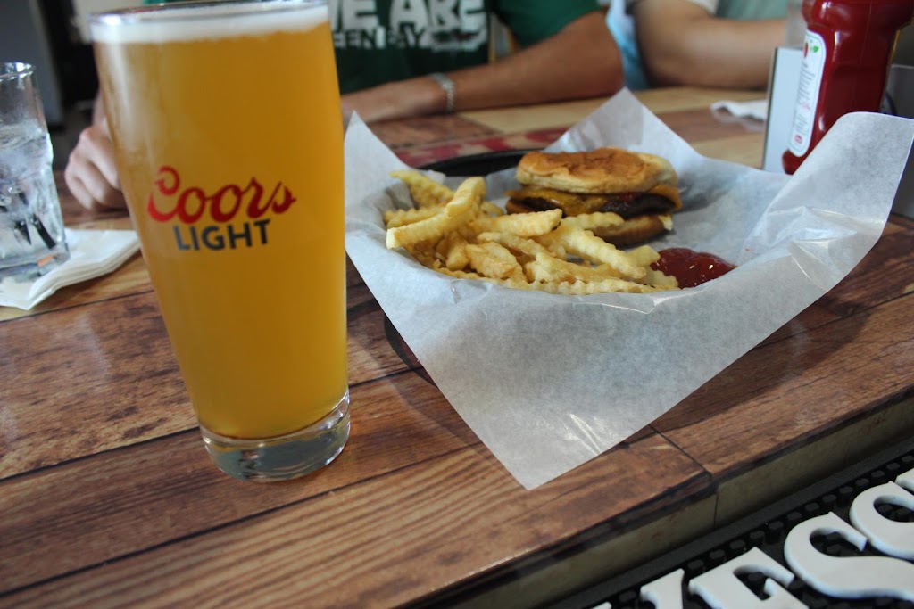 Donny Dus | restaurant | N5894 County Rd D. - S, N Military Rd, Fond du Lac, WI 54937, USA | 9209263309 OR +1 920-926-3309