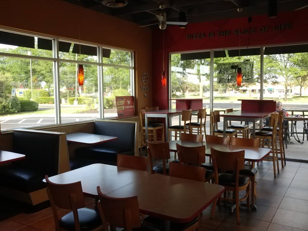 Donatos Pizza | restaurant | 3703 Fishinger Blvd, Hilliard, OH 43026, USA | 6149211800 OR +1 614-921-1800