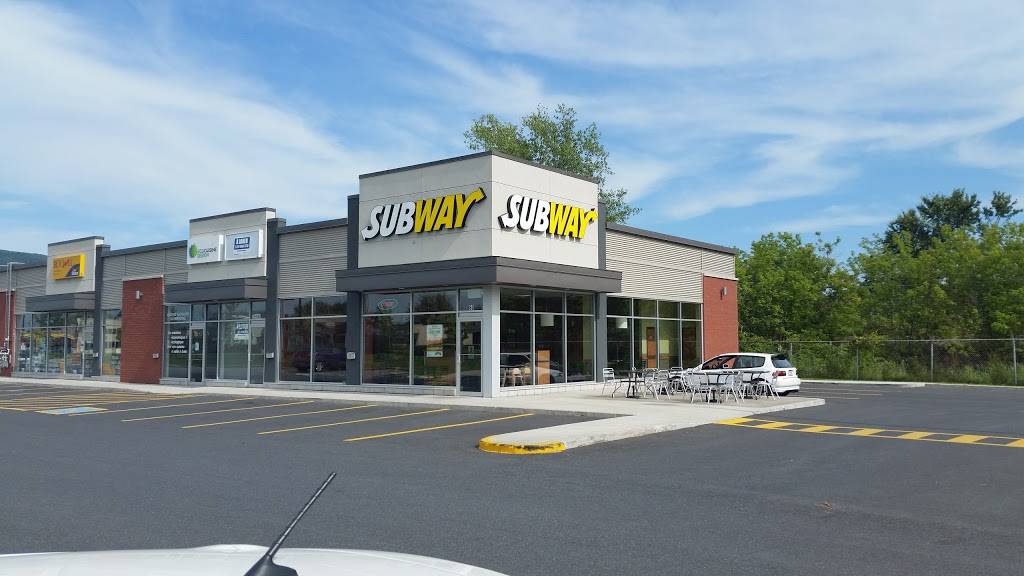Subway | restaurant | 60 Boulevard Laurier, McMasterville, QC J3G 1P8, Canada | 4504641616 OR +1 450-464-1616