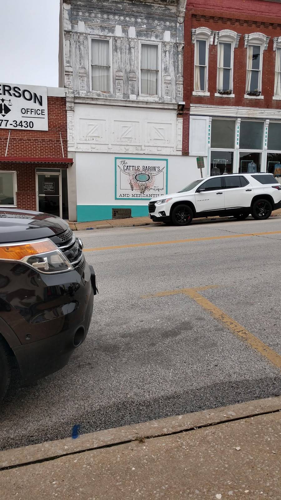 Feed Store | restaurant | 119 S Main Ave, Bolivar, MO 65613, USA | 4173263451 OR +1 417-326-3451