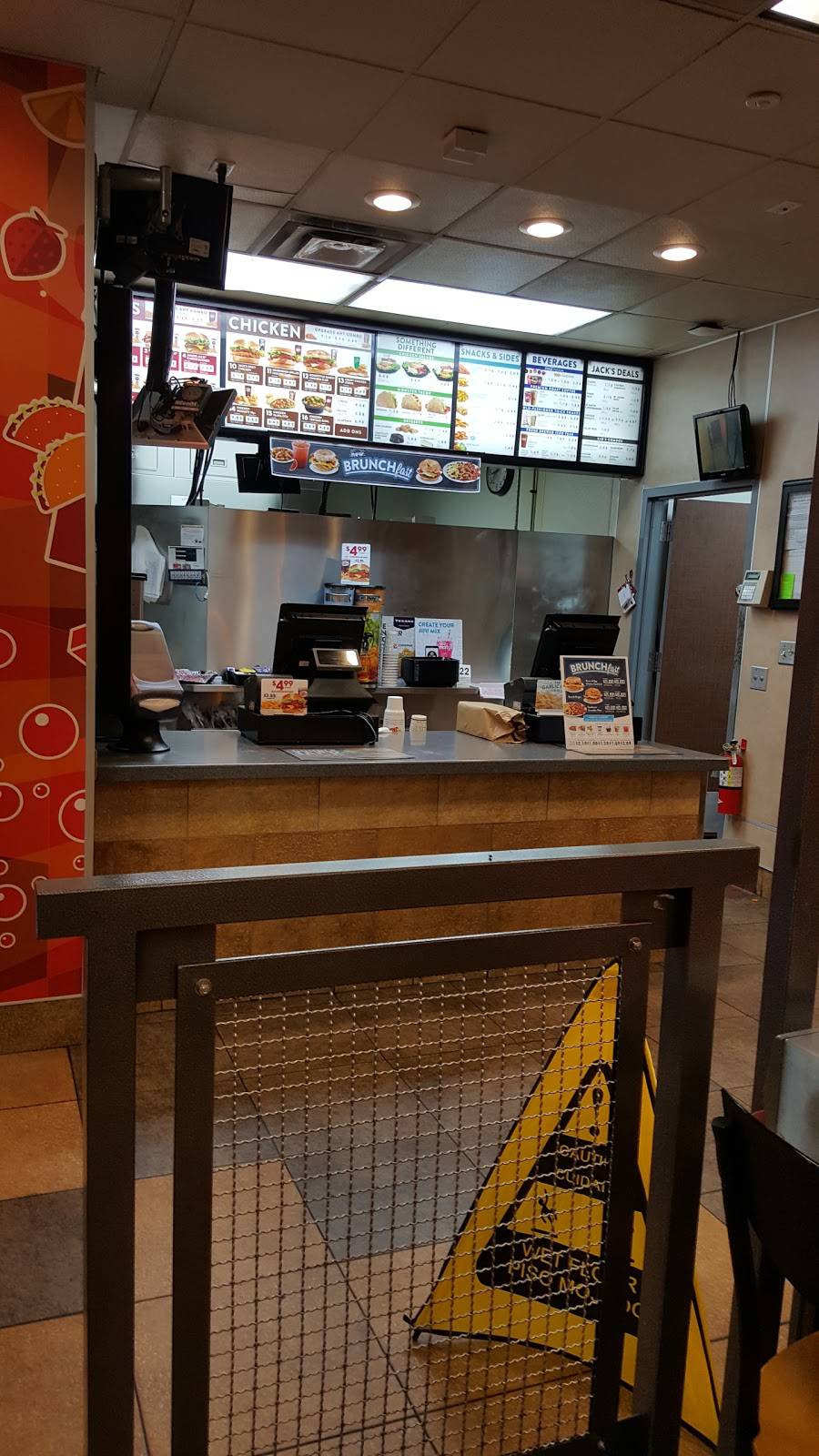 Jack in the Box | restaurant | 8000 Howard Dr, Houston, TX 77017, USA | 7136453612 OR +1 713-645-3612