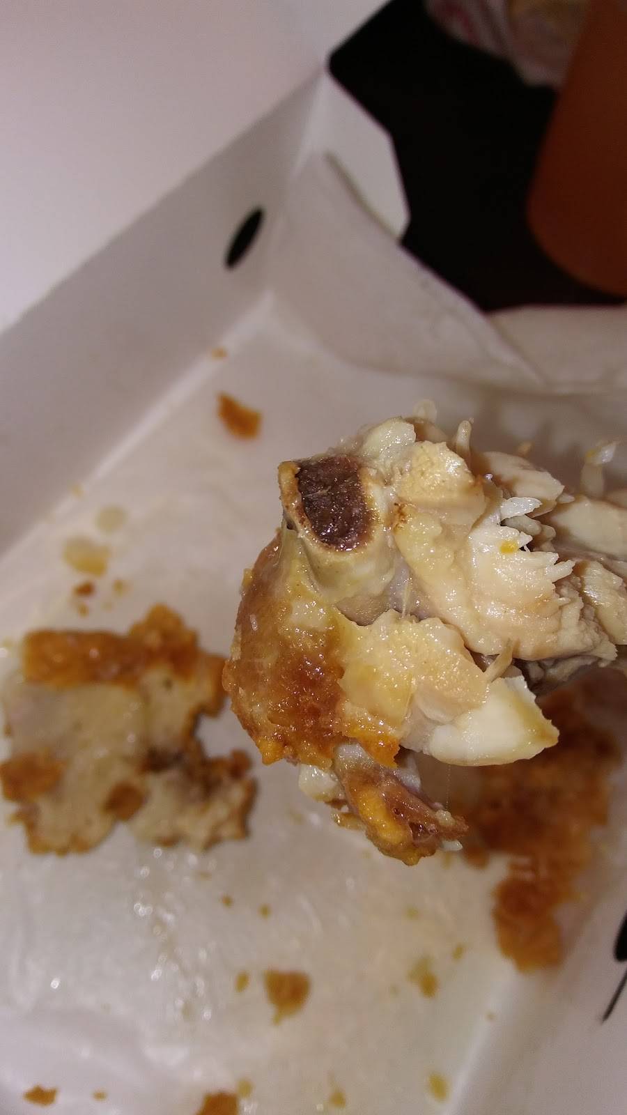 Churchs Chicken | restaurant | 7301 Bancroft Ave, Oakland, CA 94605, USA | 5105685152 OR +1 510-568-5152