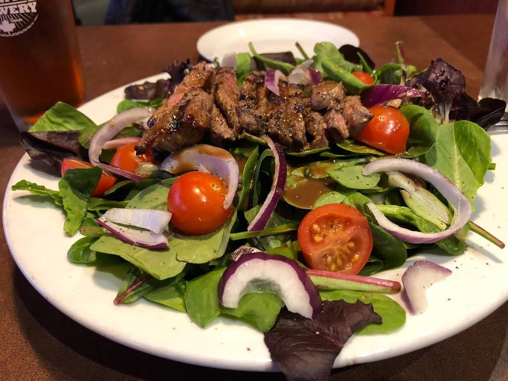 Armandos Pizza - Leamington - Dine-in, Takeout & Delivery | meal delivery | 154 Erie St N, Leamington, ON N8H 3A4, Canada | 5193222266 OR +1 519-322-2266