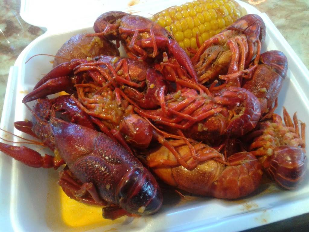 Dan’s Seafood & Chicken | restaurant | 3801 Altamesa Blvd, Fort Worth, TX 76133, USA | 8174238155 OR +1 817-423-8155
