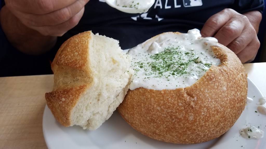 Ivars Seafood Bar | restaurant | 1820 S Mildred St, Tacoma, WA 98465, USA | 2535655196 OR +1 253-565-5196