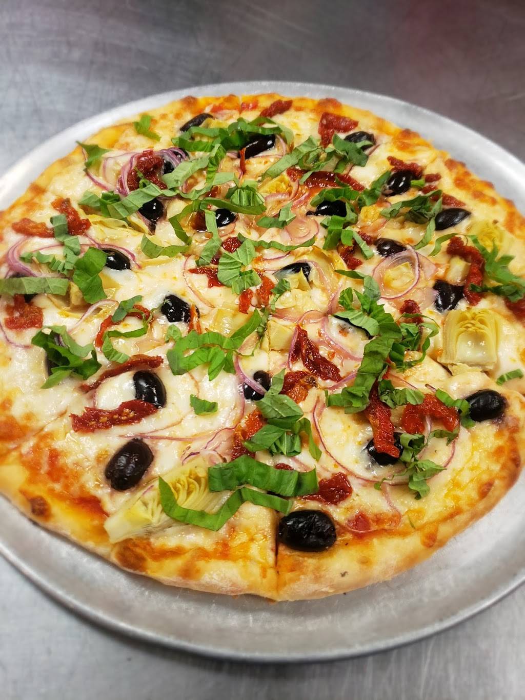 Vitos Pizza Pie | meal delivery | 4741 Spotswood Trail, Keezletown, VA 22832, USA | 5404338486 OR +1 540-433-8486