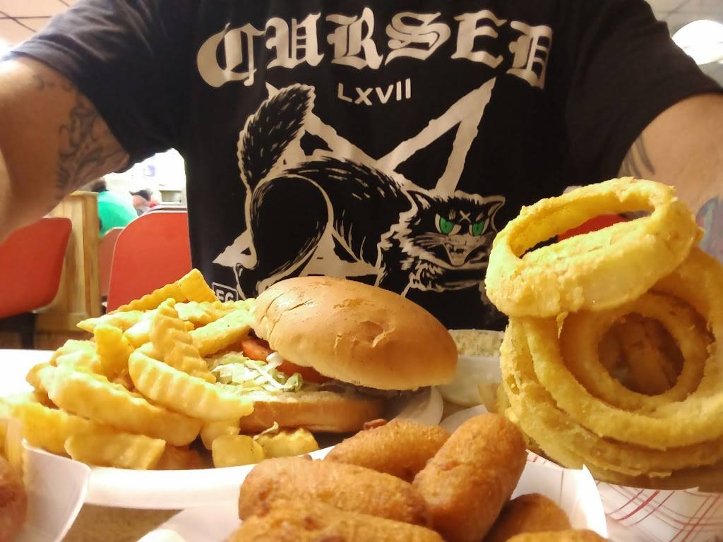 Petees Good Foods | restaurant | 101 N Main St, Travelers Rest, SC 29690, USA | 8648347315 OR +1 864-834-7315