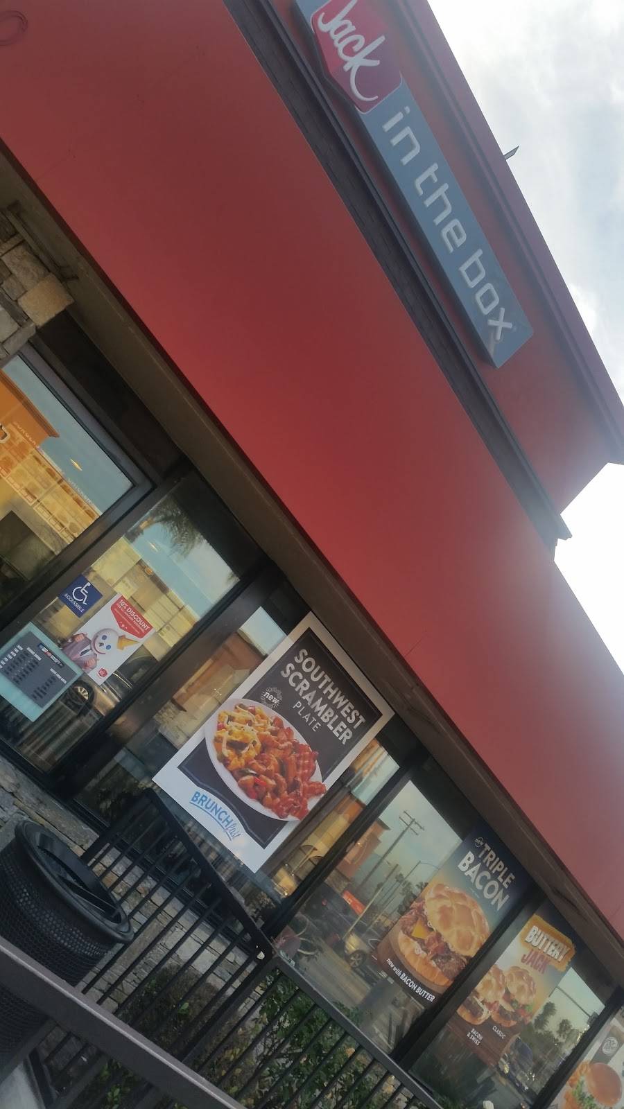 Jack in the Box | restaurant | 13400 Telegraph Rd, Whittier, CA 90605, USA | 5629416480 OR +1 562-941-6480