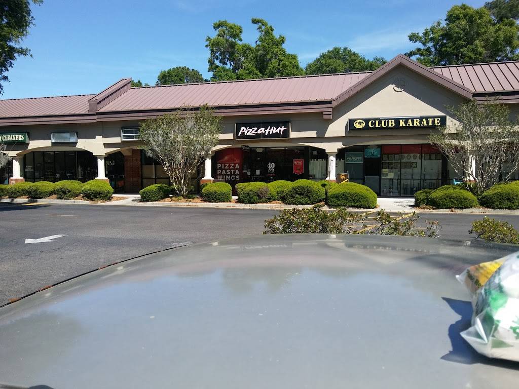 Pizza Hut | meal takeaway | 10 Sams Point Rd Suite B-2, Beaufort, SC 29907, USA | 8437700033 OR +1 843-770-0033