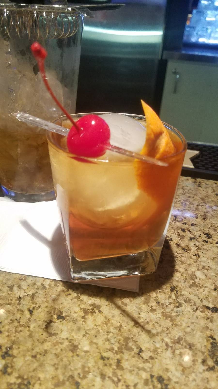 Remingtons Sports Bar | restaurant | 1902 E 71st St, Tulsa, OK 74136, USA | 9185233587 OR +1 918-523-3587