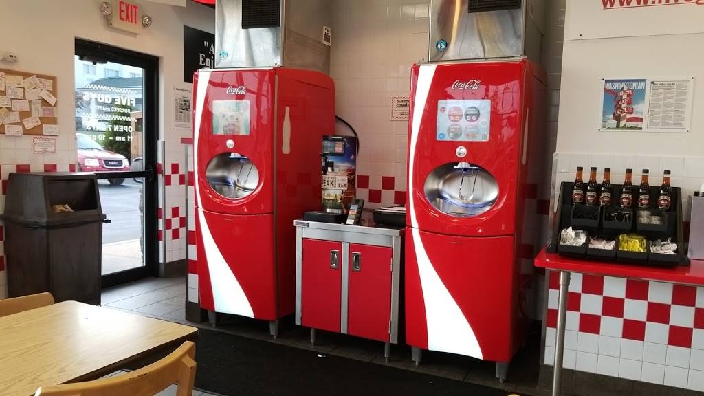 Five Guys | meal takeaway | 1290 Arsenal St, Watertown, NY 13601, USA | 3152214258 OR +1 315-221-4258