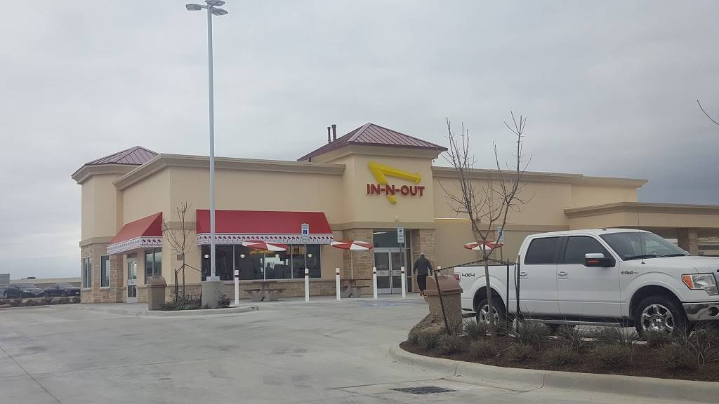 In-N-Out Burger | restaurant | 2835 W University Dr, Denton, TX 76201, USA | 8007861000 OR +1 800-786-1000