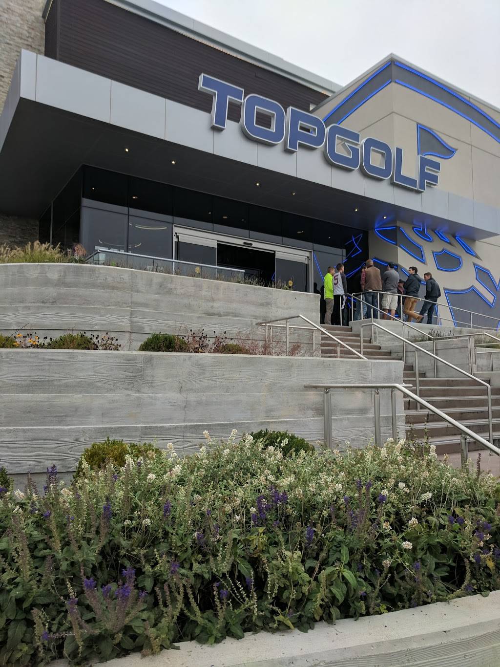 Topgolf | restaurant | 9568 Water Front Dr, West Chester Township, OH 45069, USA | 5133426249 OR +1 513-342-6249