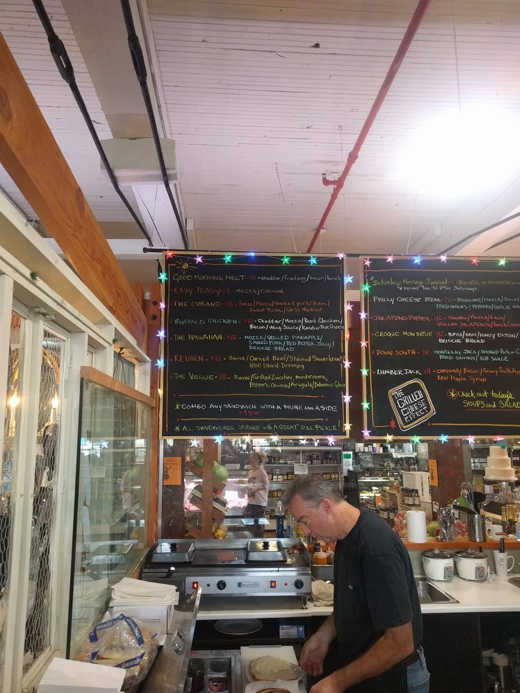 The Grilled Cheese Effect | restaurant | 27-31 Mechanic St, Paris, ON N3L 1K2, Canada | 5197208091 OR +1 519-720-8091