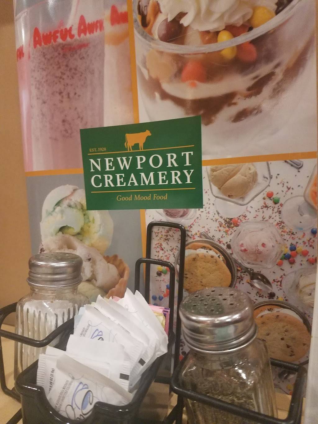 Newport Creamery | restaurant | Warwick Mall, 400 Bald Hill Rd, Warwick, RI 02886, USA | 4017374309 OR +1 401-737-4309