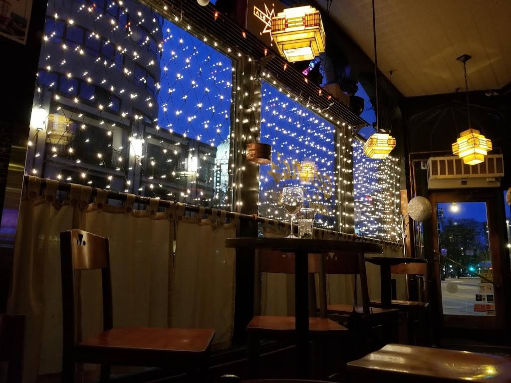 Gennas Lounge | night club | 105 W Main St, Madison, WI 53703, USA | 6082554770 OR +1 608-255-4770