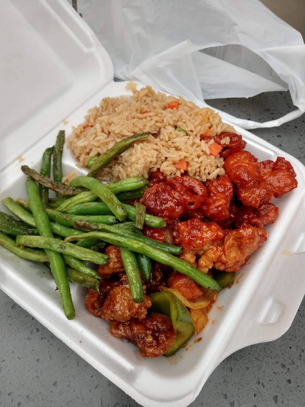 Farmers Basket | restaurant | 1303 Cumberland Mall, Atlanta, GA 30339, USA | 7704388812 OR +1 770-438-8812