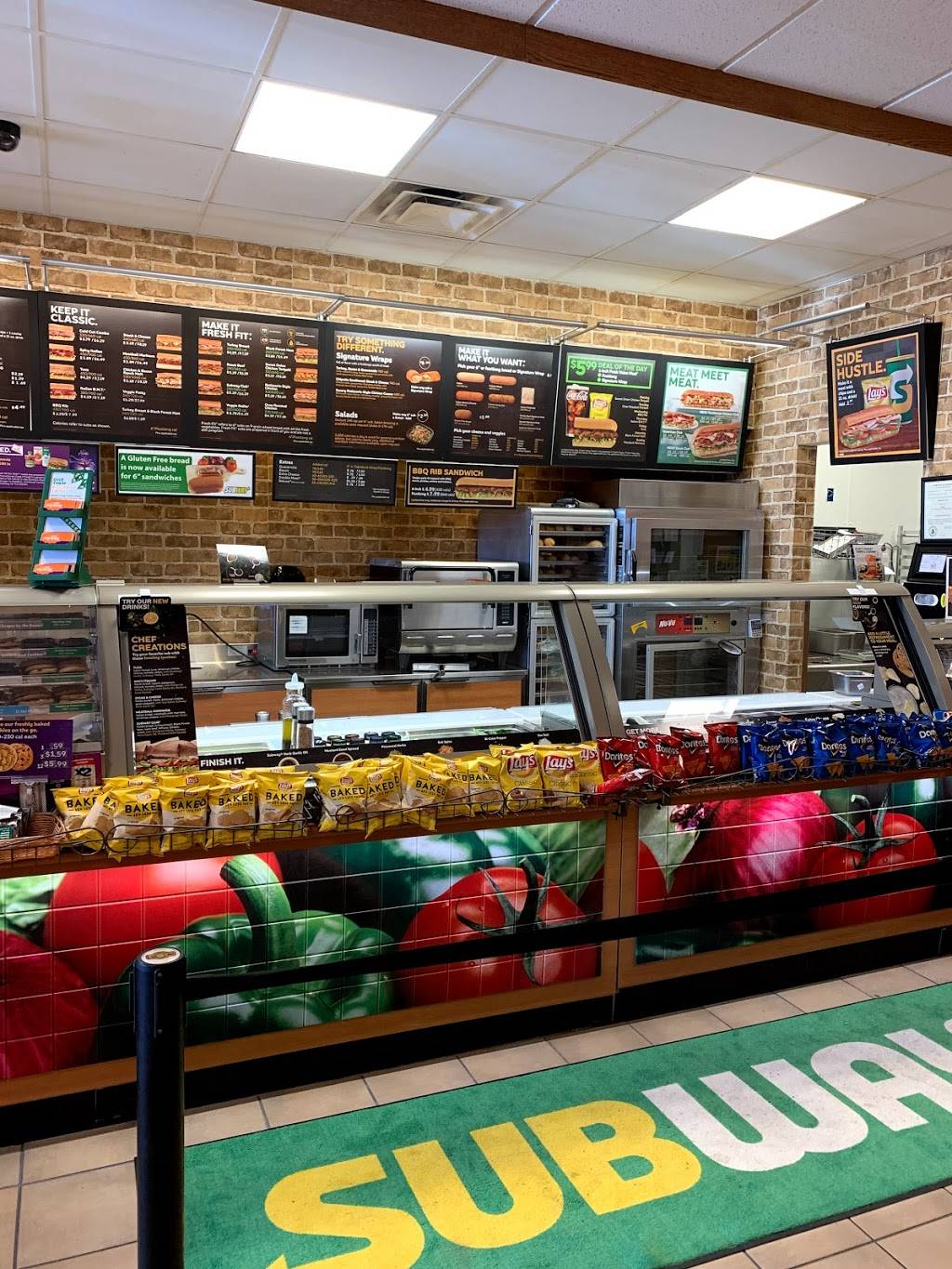 Subway | restaurant | 124 US-1, Bucksport, ME 04416, USA | 2074693382 OR +1 207-469-3382