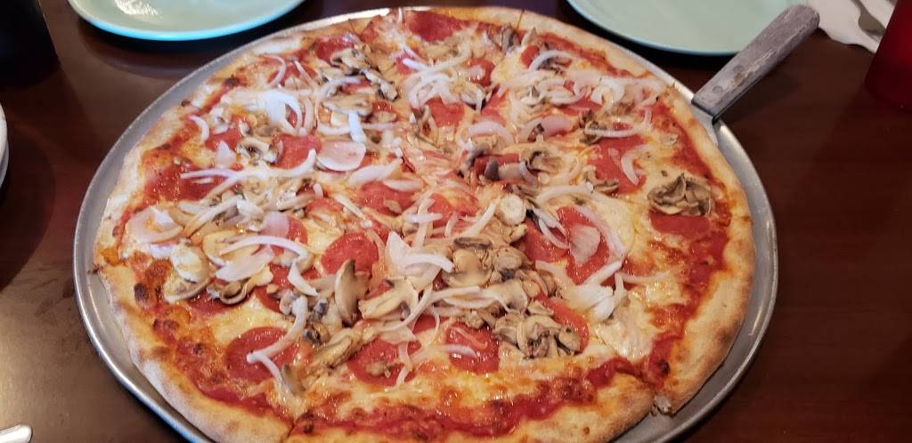 Rockys Pizza | restaurant | 205 Tippin Dr, Thurmont, MD 21788, USA | 3012717181 OR +1 301-271-7181