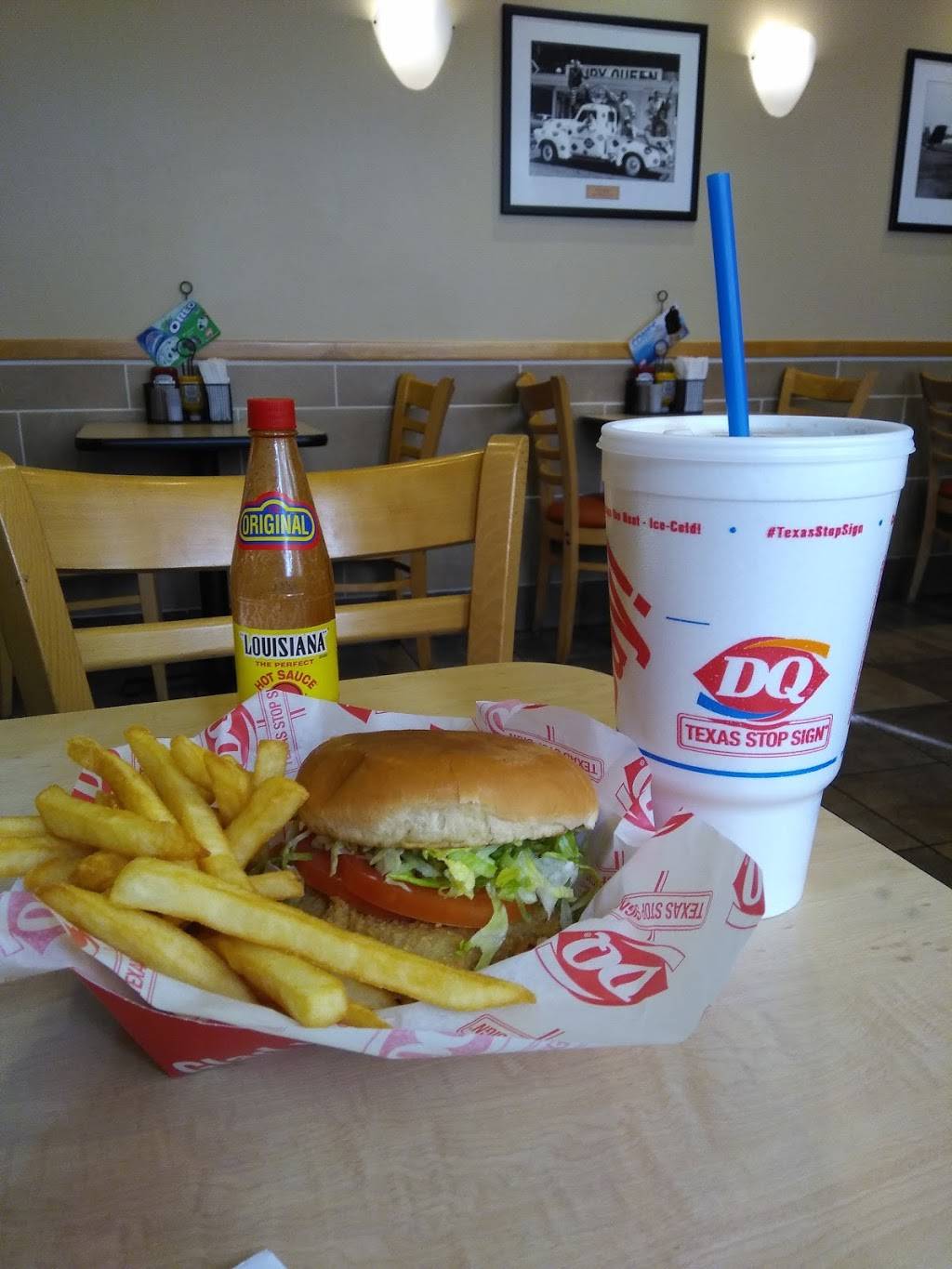 Dairy Queen Store | restaurant | 2818 N Main St, Baytown, TX 77521, USA | 2814203531 OR +1 281-420-3531