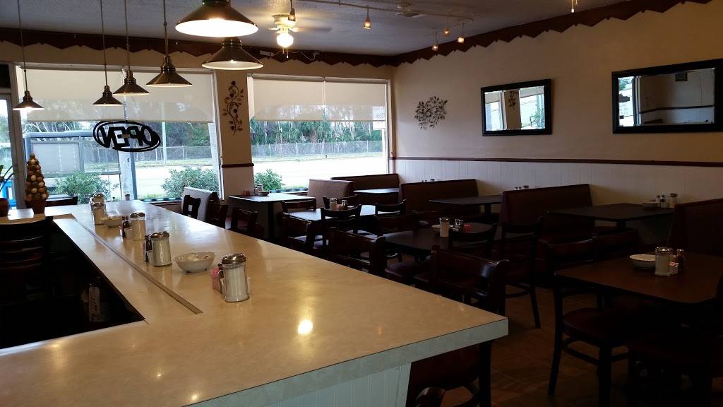 Starlite Cafe | restaurant | 1336 Main St, Dunedin, FL 34698, USA | 7277333111 OR +1 727-733-3111