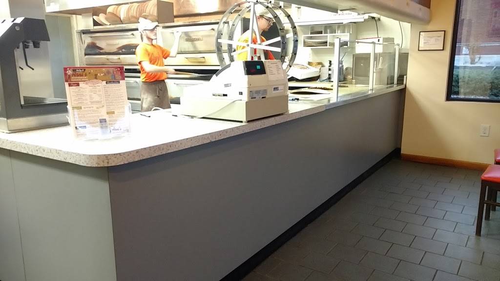 Arnis Crawfordsville | restaurant | 114 W Wabash Ave, Crawfordsville, IN 47933, USA | 7653622764 OR +1 765-362-2764