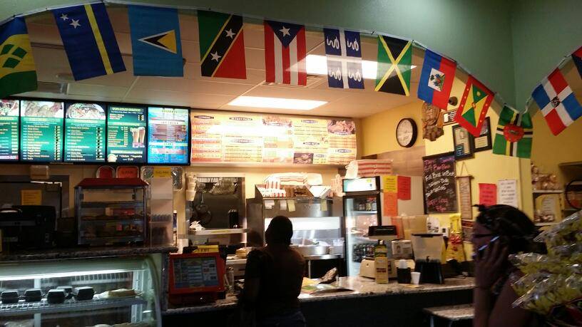 Stones & Chins | restaurant | 763 W Highland Ave, San Bernardino, CA 92405, USA | 9092473078 OR +1 909-247-3078