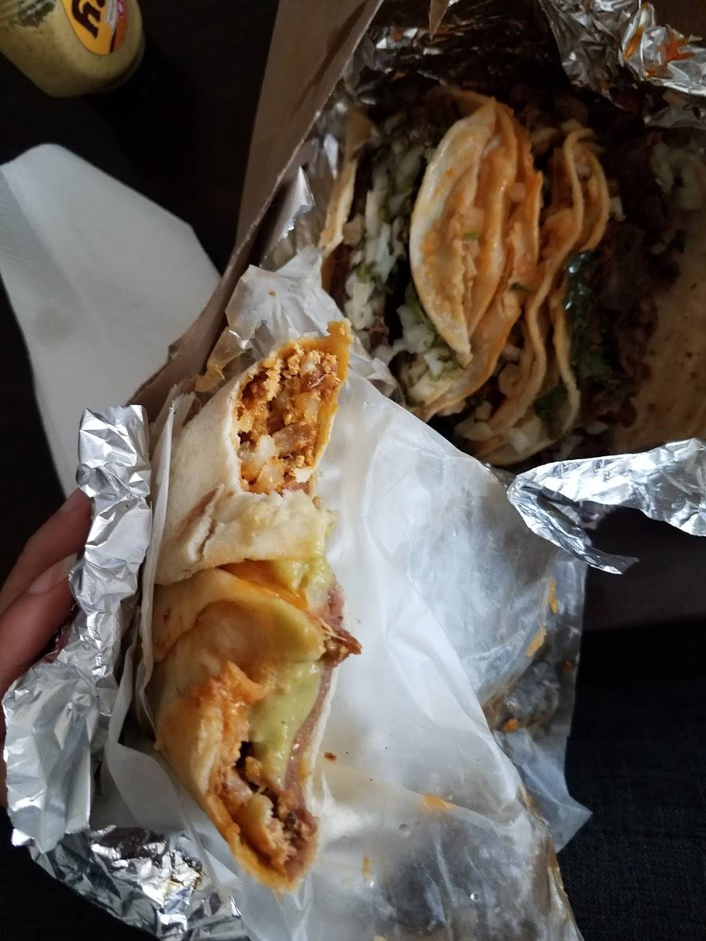 Los Gallos Taqueria | restaurant | 1231 Brazosport Blvd N, Richwood, TX 77531, USA | 9792668899 OR +1 979-266-8899