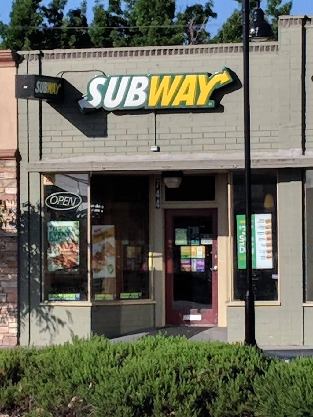 Subway Restaurants | restaurant | 744 El Camino Real, San Carlos, CA 94070, USA | 6506371296 OR +1 650-637-1296