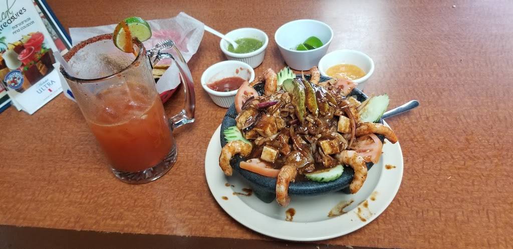 Las Islas Marias | restaurant | 2632 E Lake Mead Blvd, North Las Vegas, NV 89030, USA | 7026335357 OR +1 702-633-5357