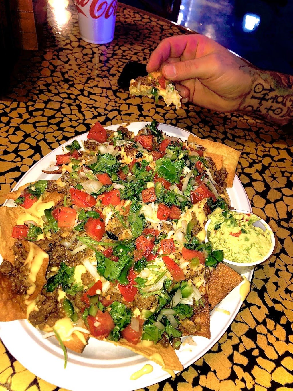 Anchor Smokehouse | restaurant | 165 Bradley Bay Dr, Meadview, AZ 86444, USA | 9285642880 OR +1 928-564-2880