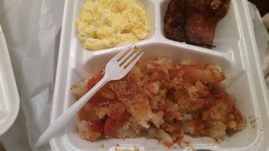 Tiki dele & sub | restaurant | 210 W 7th St, Wilmington, DE 19801, USA | 3026548315 OR +1 302-654-8315