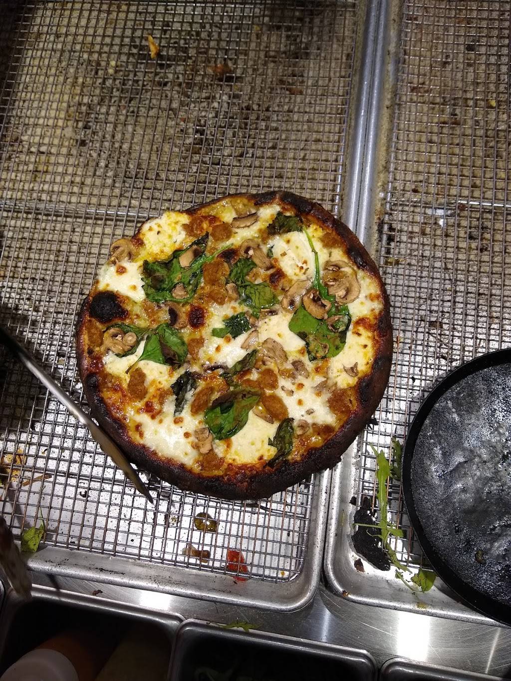 Blaze Pizza | restaurant | 16201 N Scottsdale Rd Ste. 105, Scottsdale, AZ 85254, USA | 4807457875 OR +1 480-745-7875