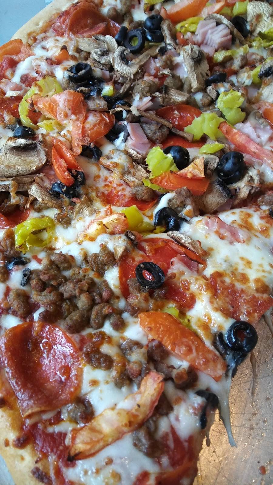 Guss New York Pizza | restaurant | 620 Stoney Creek Ln # 16, Newport News, VA 23608, USA | 7578740115 OR +1 757-874-0115