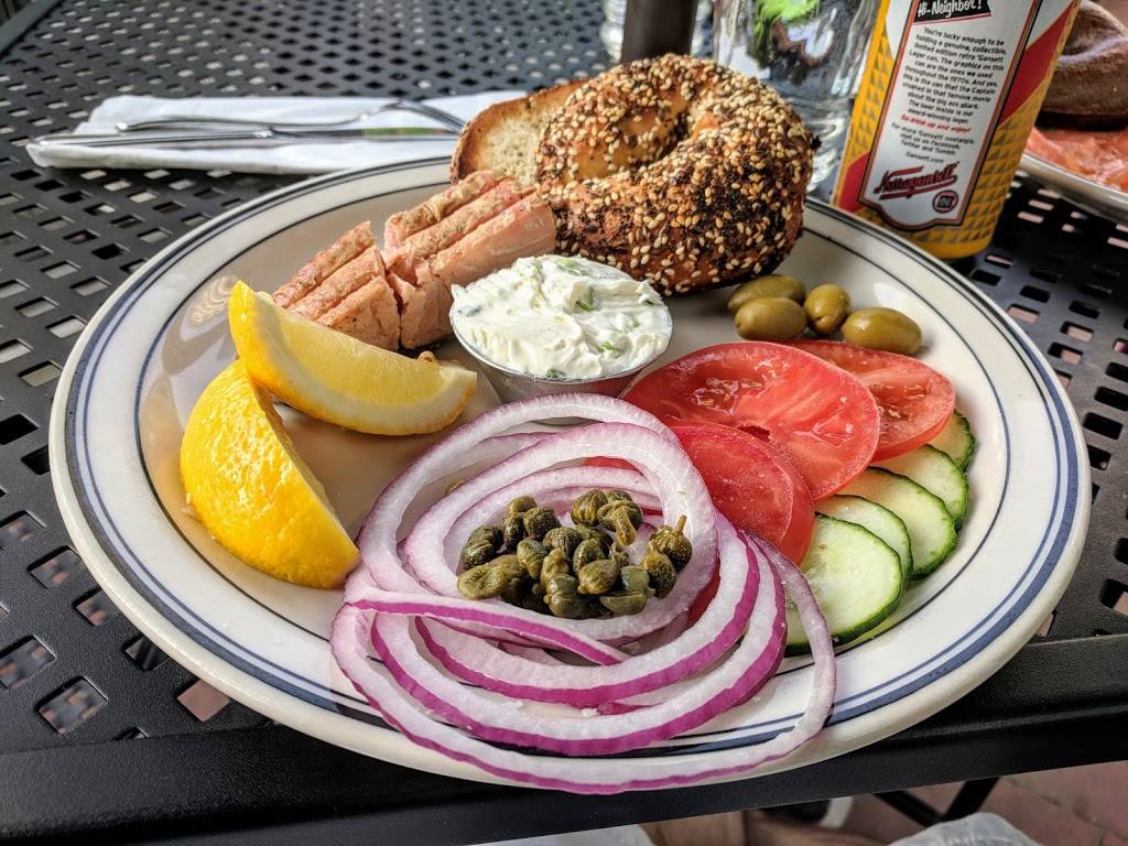 Mamalehs Delicatessen | restaurant | One Kendall Square, 15 Hampshire St, Cambridge, MA 02139, USA | 6179583354 OR +1 617-958-3354