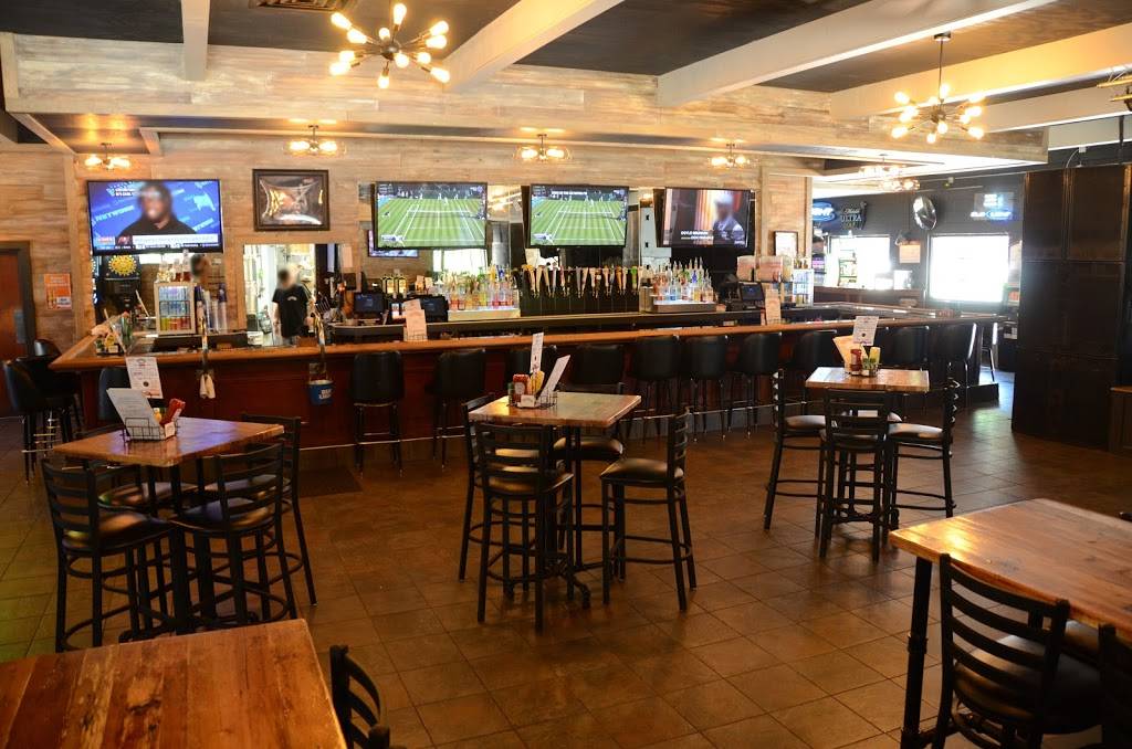 Crusens Farmington | restaurant | 2117 W Farmington Rd, West Peoria, IL 61604, USA | 3096737100 OR +1 309-673-7100