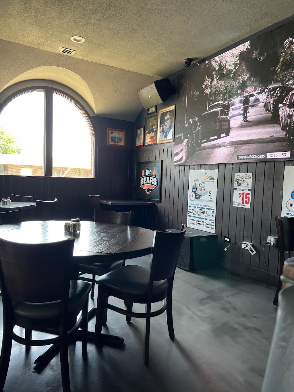 Local Bar & Grille | restaurant | 396 W Irving Park Rd, Wood Dale, IL 60191, USA | 6308600055 OR +1 630-860-0055