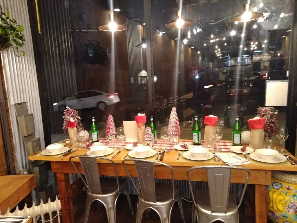 Mama Pio Kitchen | restaurant | 53-05 65th Pl, Maspeth, NY 11378, USA | 7184240430 OR +1 718-424-0430