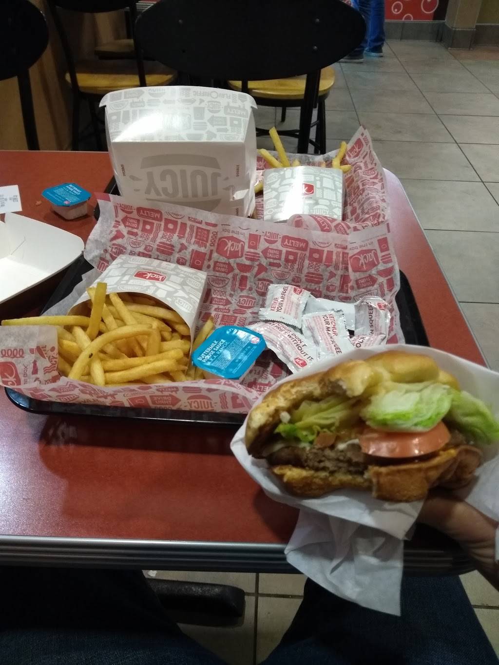 Jack in the Box | restaurant | 1081 S Main St, Manteca, CA 95337, USA | 2092398288 OR +1 209-239-8288