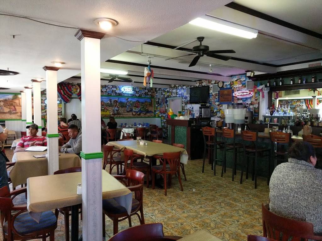 Cafe Hornitos | restaurant | 3704 I-35, Austin, TX 78705, USA | 5125244195 OR +1 512-524-4195