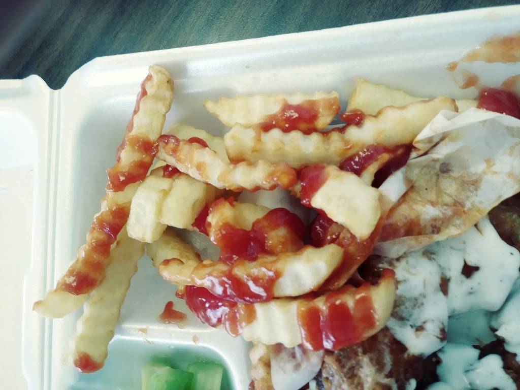 Wild Wings Station | restaurant | 7190 Winchester Rd, Memphis, TN 38125, USA | 9012493705 OR +1 901-249-3705