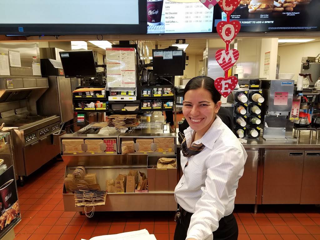 McDonalds | cafe | 12313 Georgia Ave, Silver Spring, MD 20906, USA | 3019290372 OR +1 301-929-0372