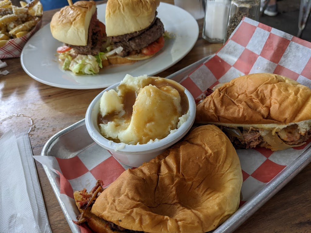 BRADS BURGERS & BBQ | restaurant | 522 A Columbus Ave, New York, NY 10024, USA | 2127873473 OR +1 212-787-3473