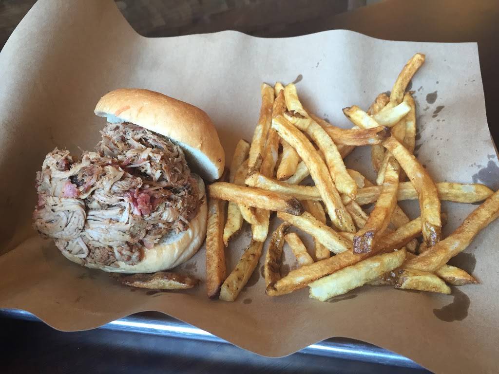 MISSION BBQ | restaurant | 5602 W Waters Ave, Tampa, FL 33634, USA | 8139990922 OR +1 813-999-0922