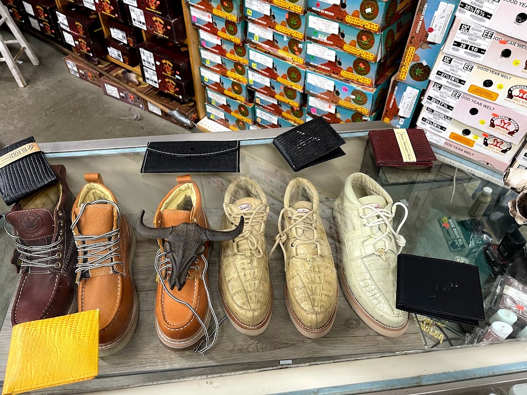 Super Carniceria Mi Rancho, Groceries and Mexican food. | restaurant | 6982 N Winton Way, Winton, CA 95388, USA | 2093561010 OR +1 209-356-1010